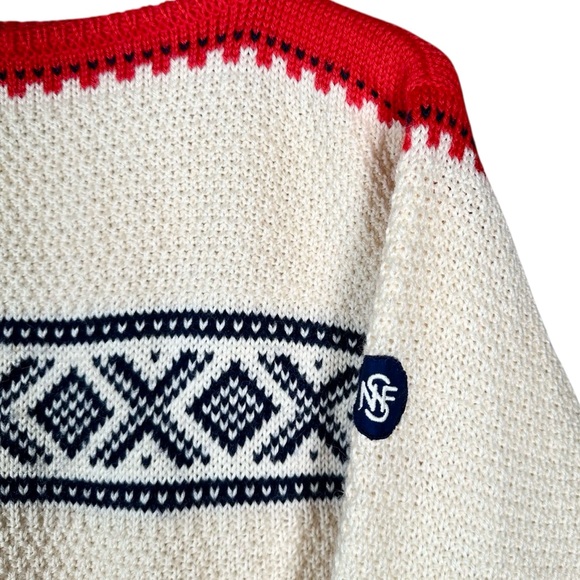 DALE OF NORWAY Vintage Fair Isle Snowflake Wool Knit Sweater - Picture 3 of 10